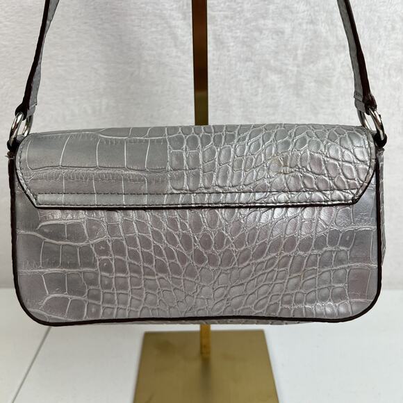 Vtg Y2K Guess Mini Bag Silver Croc Embossed Chain Accent Purse Handbag Retro - Picture 5 of 16